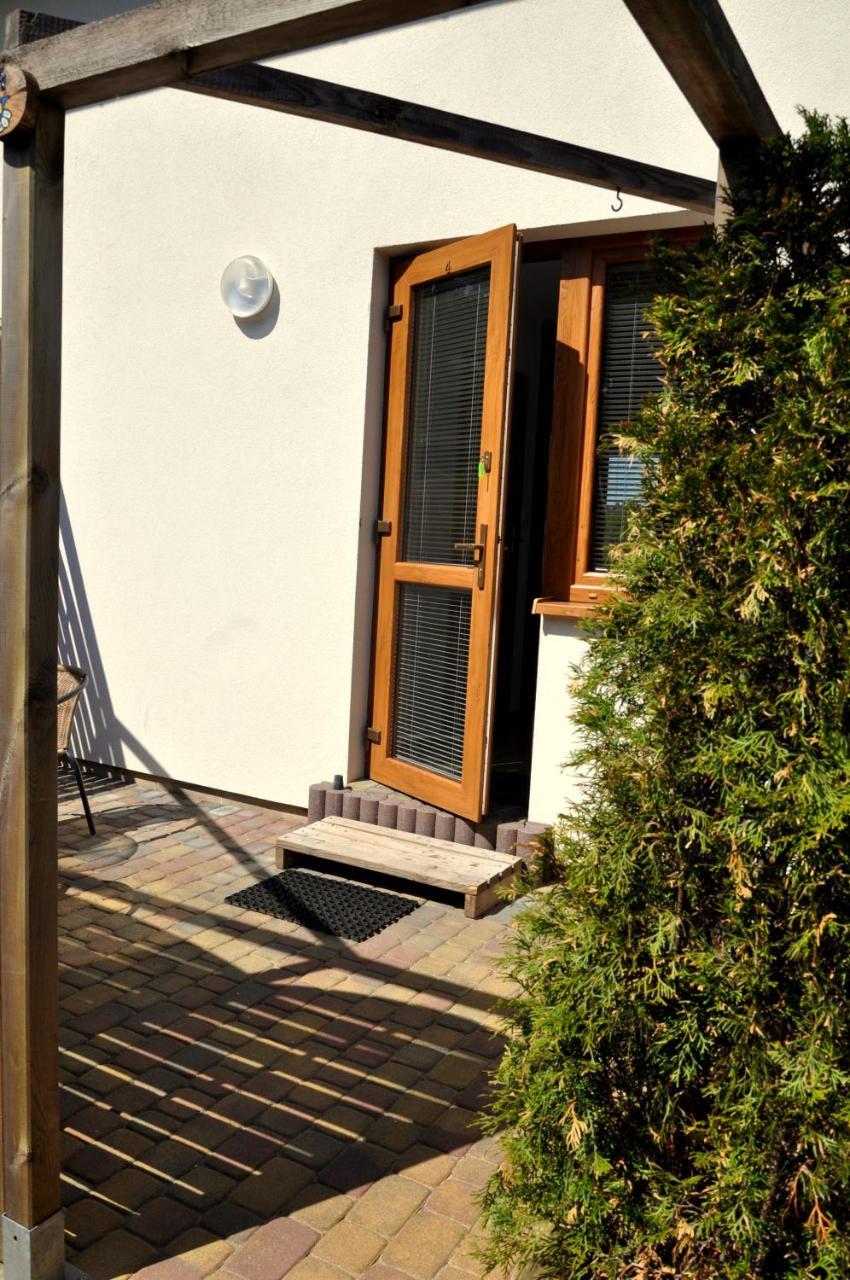 Gosciniec Kaszubski Homestay Białogóra Exteriör bild